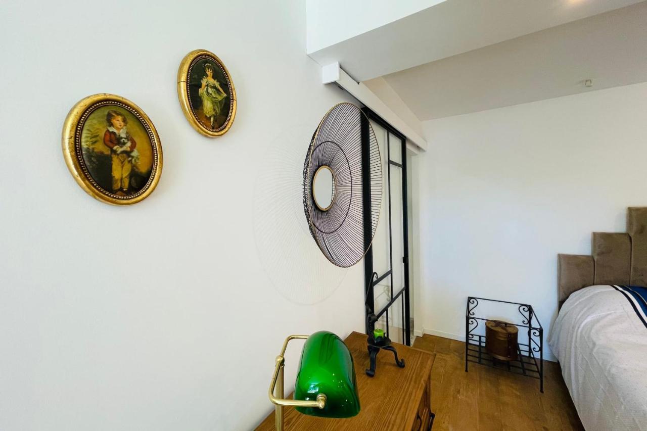The Balzacienne Room In A Charming Mansion At The Gates Of Tours Saint Avertin Bagian luar foto