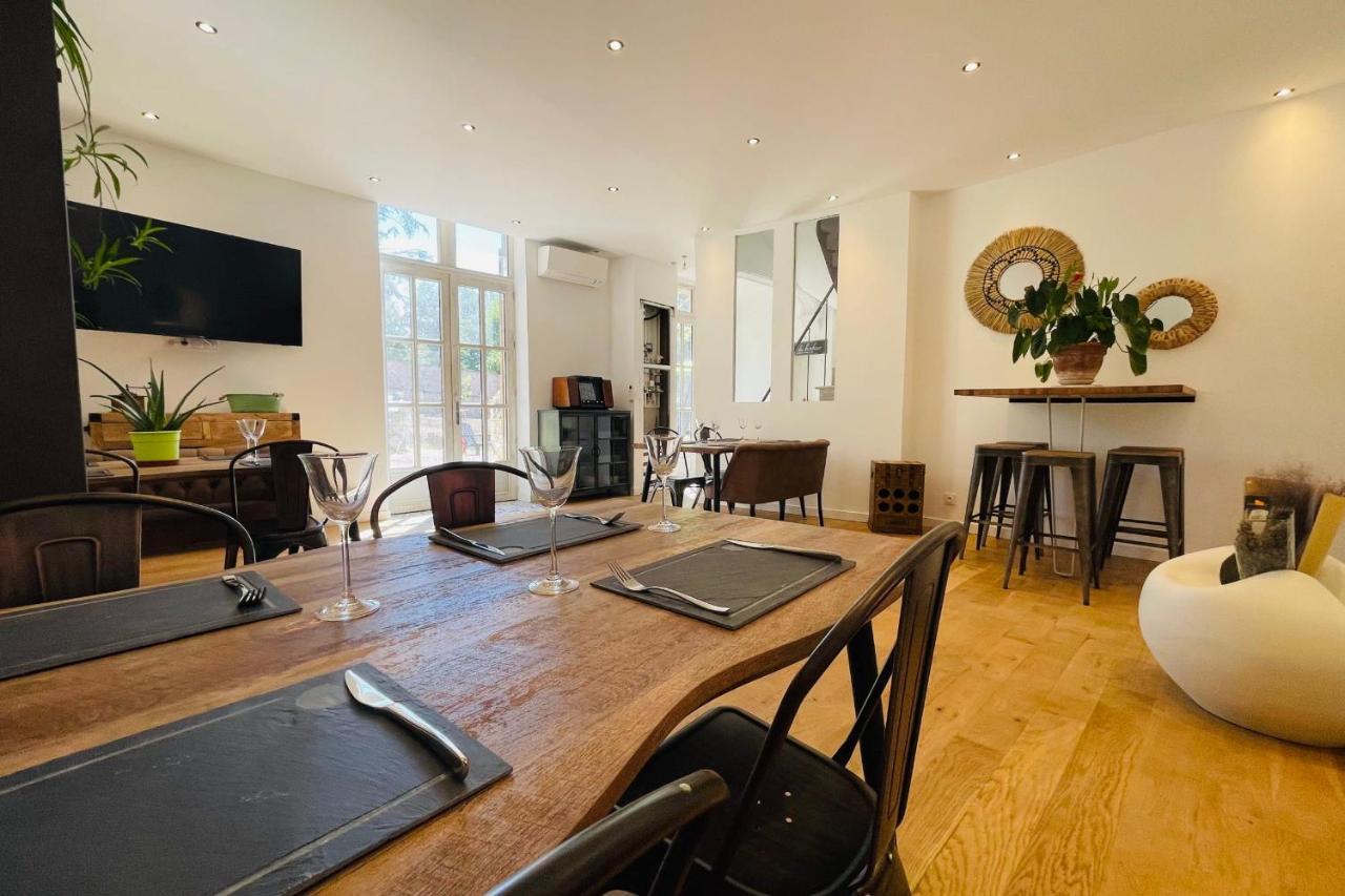 The Balzacienne Room In A Charming Mansion At The Gates Of Tours Saint Avertin Bagian luar foto