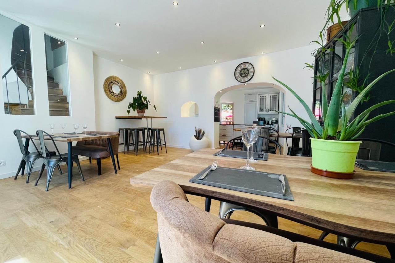 The Balzacienne Room In A Charming Mansion At The Gates Of Tours Saint Avertin Bagian luar foto