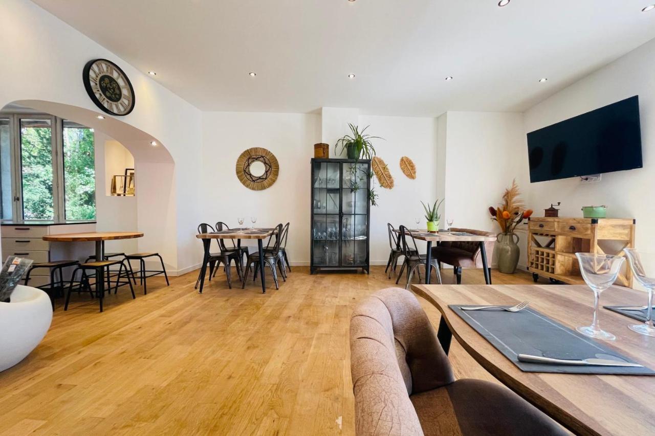 The Balzacienne Room In A Charming Mansion At The Gates Of Tours Saint Avertin Bagian luar foto